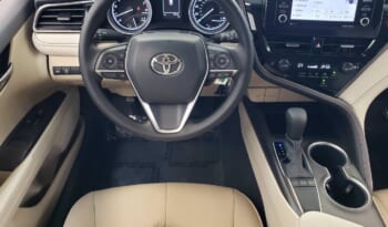 Toyota Camry LE 2024 full