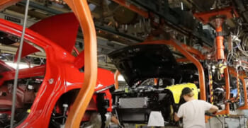The Dodge Challenger Production Line In Action – Muscle Car